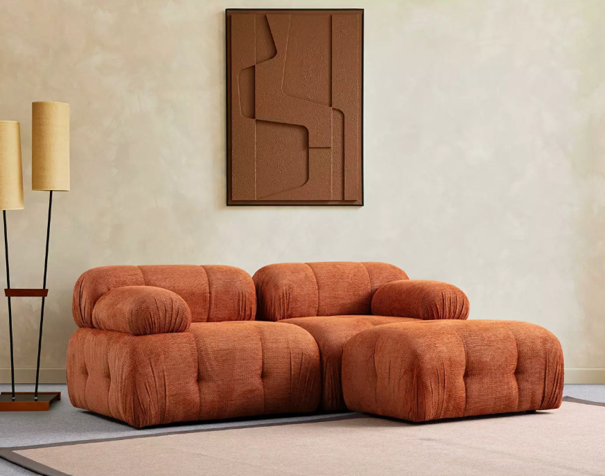 fahéjszínű kanapé, a nappali ékessége 