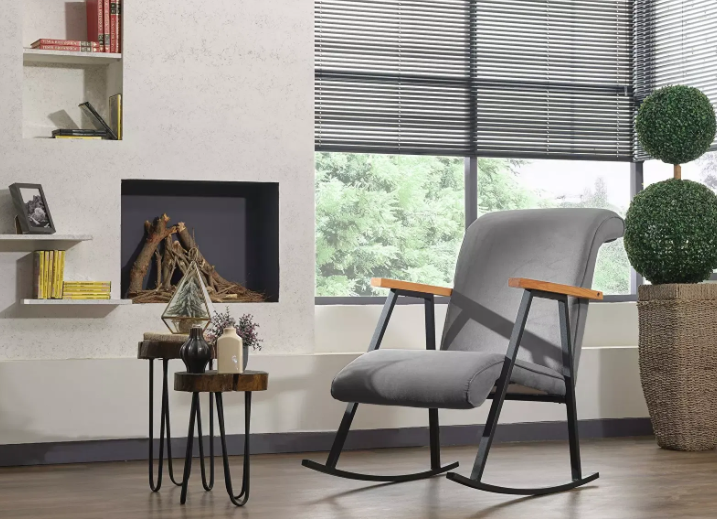 A hintafotelek amellett, hogy szépek, tökéletes pihenési lehetőséget nyújtanak.