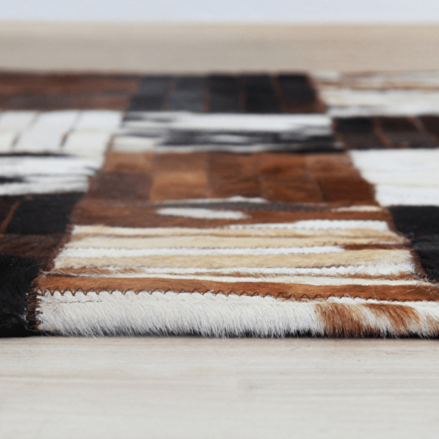 Bőr szőnyeg 201x300 cm TYP 04 (marhabőr + patchwork minta)